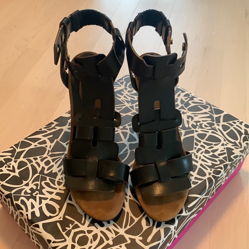 Black leather DVF heeled sandals